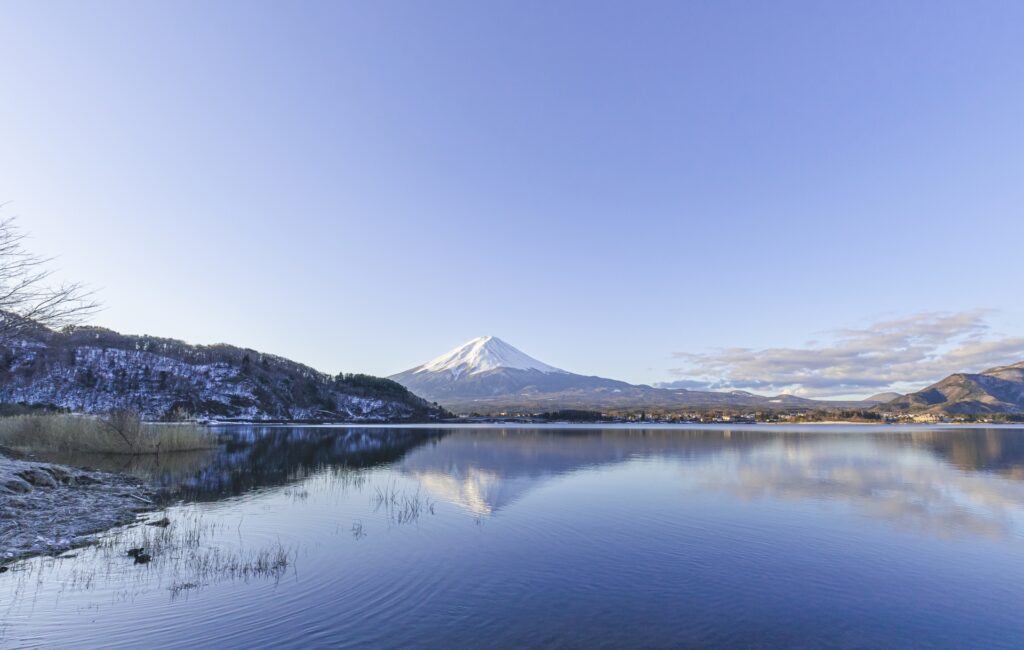 Mt. Fuji in Winter: Effortless, Clear & Beautiful Views at Japan’s Most Iconic Landmark 8 22203333 m 1 1