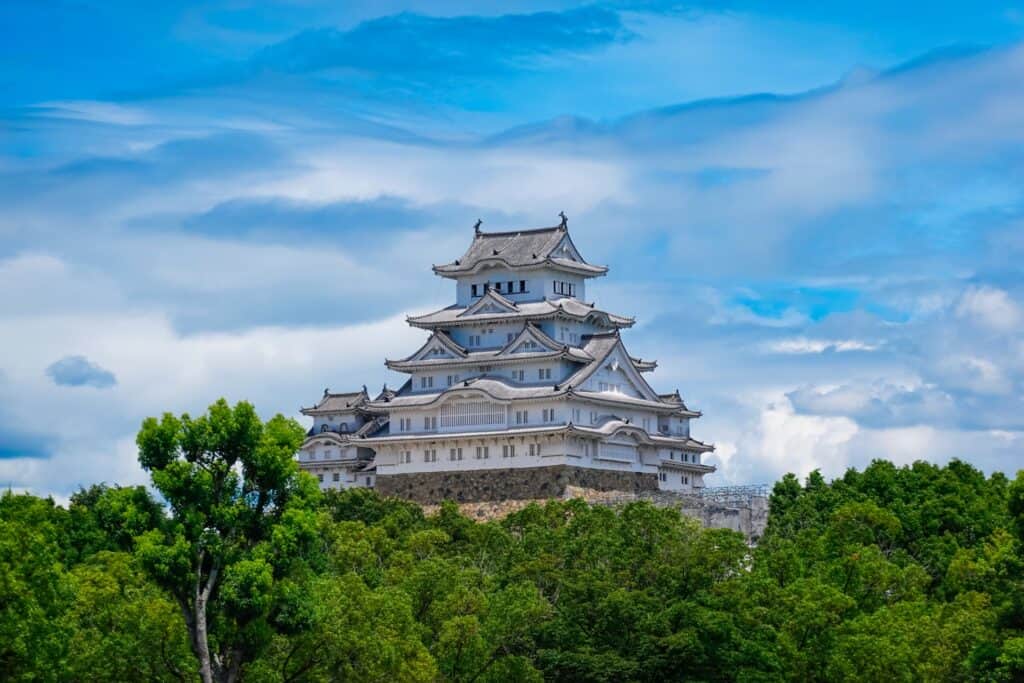 Himeji Castle Day Trip from Osaka or Kyoto: Discover Japan’s Magnificent White Castle 2 25180781 m 1